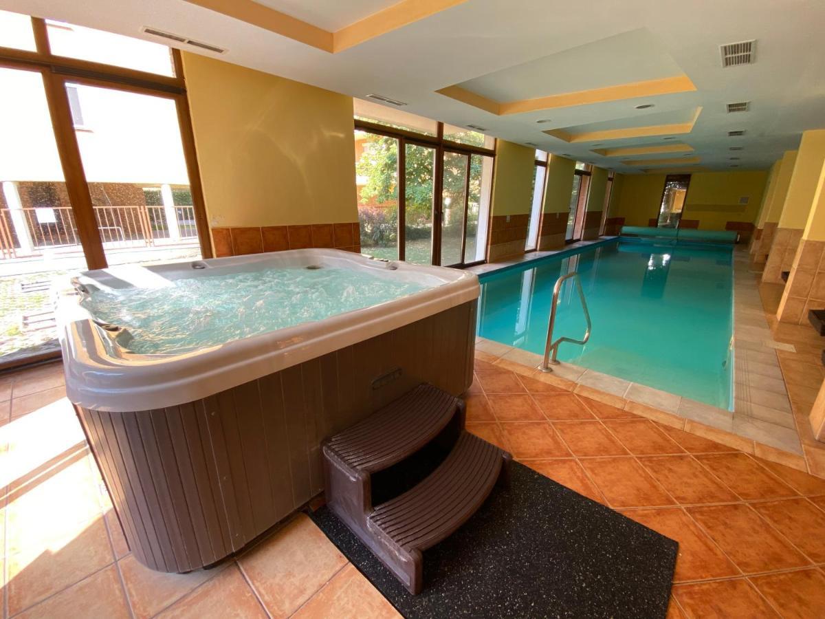 Dorina Wellness Apartman Siofok Luaran gambar